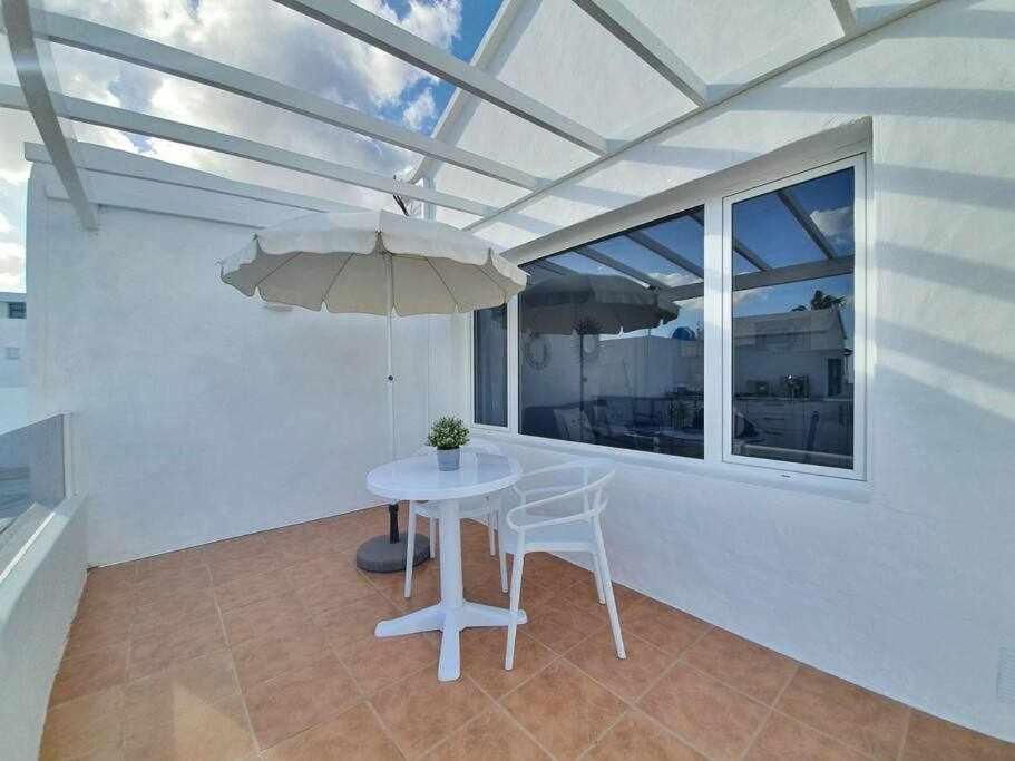Costa Mathilda Apartment Tías Extérieur photo